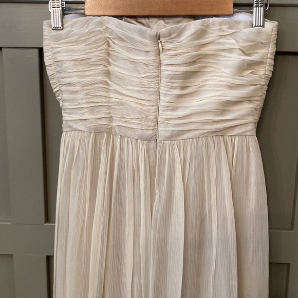 DONNA Morgan 100% Silk Chiffon Maxi Dress Bridesmaid Candlelight Size 4 New NWT - Picture 11 of 15